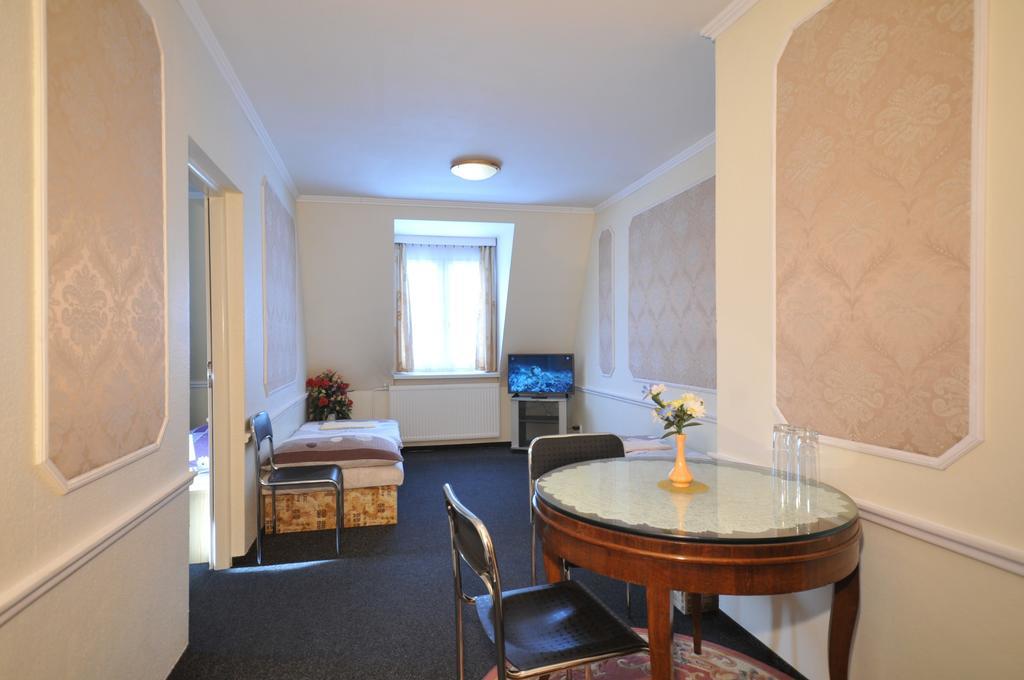 Pension Velický Zámoček Poprad Exterior foto
